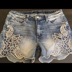 Miss Me Shorts size 30 NWOT